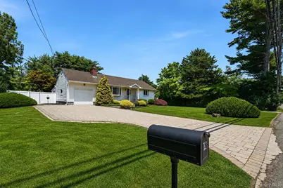 72 Dix Highway, Dix Hills, NY 11746 - Photo 5