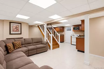72 Dix Highway, Dix Hills, NY 11746 - Photo 17