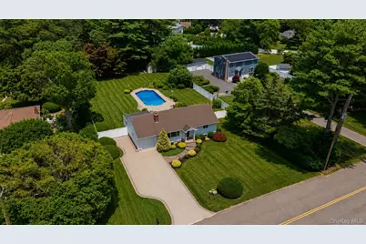 72 Dix Highway, Dix Hills, NY 11746 - Photo 29