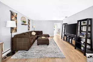 111 Sequoia Dr, Coram, NY 11727 - Photo 3