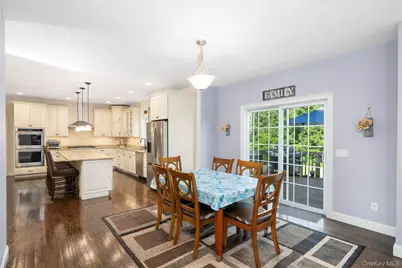 16 Noble Court, Mahopac, NY 10541 - Photo 5