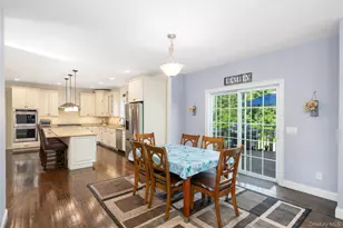 16 Noble Ct, Mahopac, NY 10541 - Photo 5
