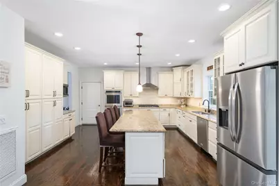 16 Noble Court, Mahopac, NY 10541 - Photo 3