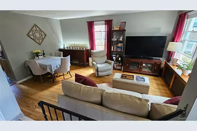 133 Hilltop Acres #133, Yonkers, NY 10704 - Photo 11