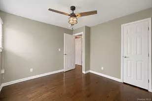 3010 Sipp Ave, Medford, NY 11763 - Photo 13