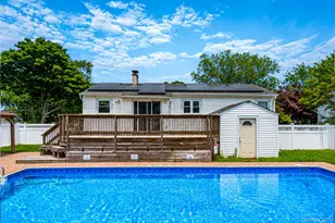 3010 Sipp Ave, Medford, NY 11763 - Photo 27