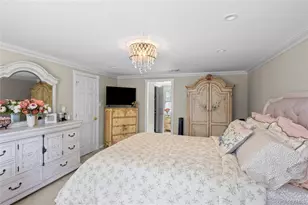 6 Stratton Ln, Stony Brook, NY 11790 - Photo 17