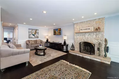 2590 Riverside Drive, Wantagh, NY 11793 - Photo 17