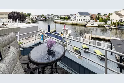 2590 Riverside Drive, Wantagh, NY 11793 - Photo 21
