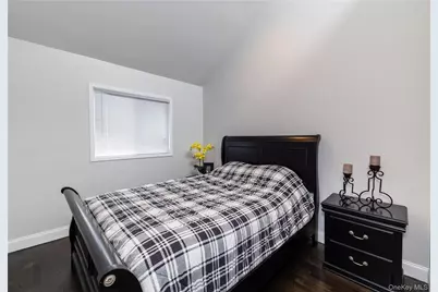 2590 Riverside Drive, Wantagh, NY 11793 - Photo 13