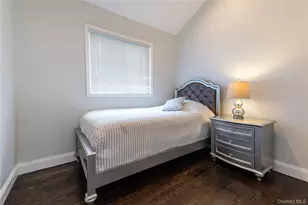 2590 Riverside Dr, Wantagh, NY 11793 - Photo 15