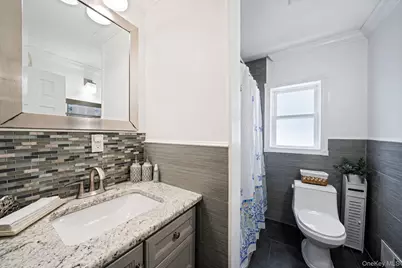 135 Clayton Street, Central Islip, NY 11722 - Photo 13