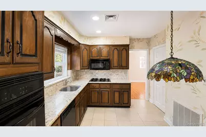 8017 215th Street, Hollis, NY 11427 - Photo 5
