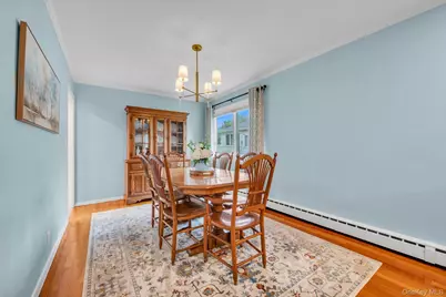 26 Patton Boulevard, New Hyde Park, NY 11040 - Photo 5