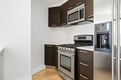 64-05 Yellowstone Boulevard #PH504, Forest Hills, NY 11375 - Photo 7