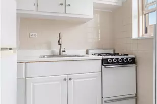 67-25 Clyde St, Forest Hills, NY 11375 - Photo 5