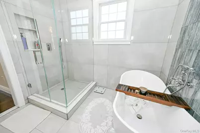 816 Gehrig Avenue, Franklin Square, NY 11010 - Photo 31