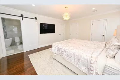 816 Gehrig Avenue, Franklin Square, NY 11010 - Photo 37