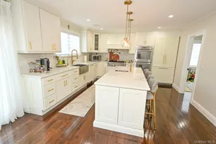 816 Gehrig Ave, Franklin Square, NY 11010 - Photo 25