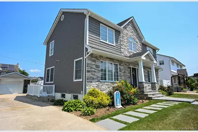 816 Gehrig Avenue, Franklin Square, NY 11010 - Photo 5
