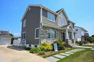 816 Gehrig Ave, Franklin Square, NY 11010 - Photo 5