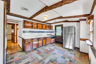 3 Victor Ave, Selden, NY 11784 - Photo 3