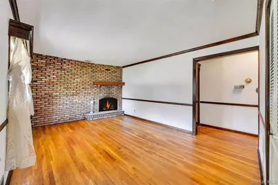 3 Victor Avenue, Selden, NY 11784 - Photo 7