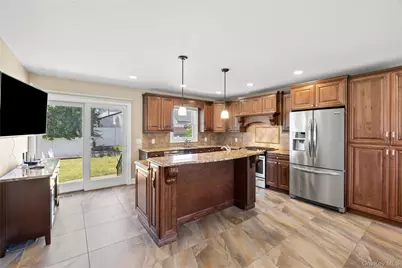 1801 Gerald Avenue, East Meadow, NY 11554 - Photo 7