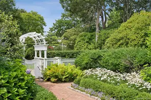 20 Quogue St, Quogue, NY 11959 - Photo 33