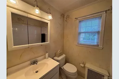51 Coakley Avenue, Harrison, NY 10528 - Photo 13