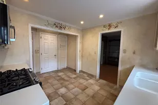 51 Coakley Ave, Harrison, NY 10528 - Photo 5
