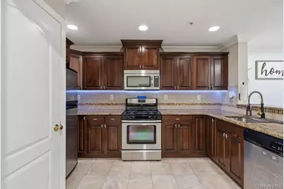 3 Cross Street #310, Suffern, NY 10901 - Photo 11