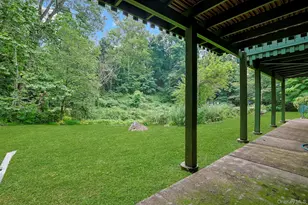 121 Coachlight Square, Montrose, NY 10548 - Photo 19