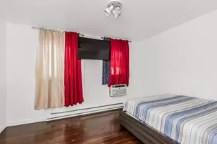 206-208 Balcom Ave, Bronx, NY 10465 - Photo 5
