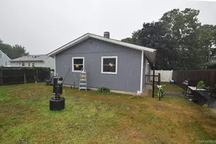 143 Meadowmere Ave, Mastic, NY 11950 - Photo 15