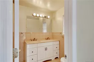 5 Crosby Pl, New Rochelle, NY 10801 - Photo 13