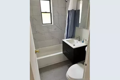 33 Van Wart Avenue, White Plains, NY 10606 - Photo 7