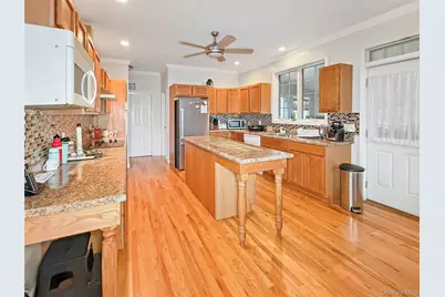 43 Regency Drive, Poughkeepsie, NY 12603 - Photo 3