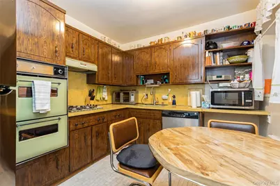 325 King Street #3I, Port Chester, NY 10573 - Photo 13