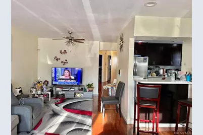 14983 254th Street, Rosedale, NY 11422 - Photo 3