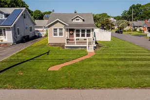 156 Fairview Ave, Bayport, NY 11705 - Photo 3