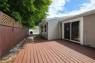 241 Terry Blvd, Holbrook, NY 11741 - Photo 27