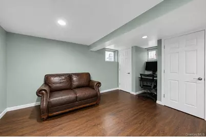 712 Edison Avenue, Bronx, NY 10465 - Photo 23