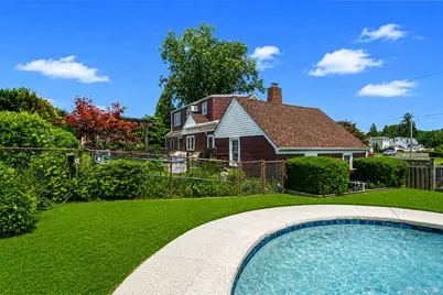 112 Lawrence Avenue, Smithtown, NY 11787 - Photo 27