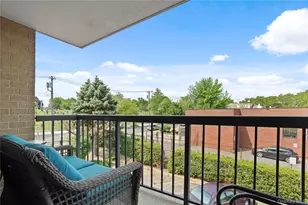 71-49 Metropolitan Ave, Middle Village, NY 11379 - Photo 23