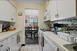71-49 Metropolitan Ave, Middle Village, NY 11379 - Photo 15