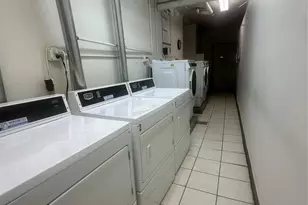 220 E 87th St, New York, NY 10128 - Photo 11