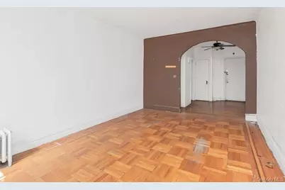 2081 Cruger Avenue #4C, Bronx, NY 10462 - Photo 11