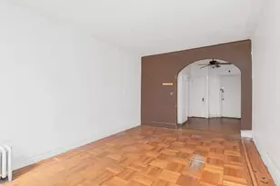 2081 Cruger Ave, Bronx, NY 10462 - Photo 11