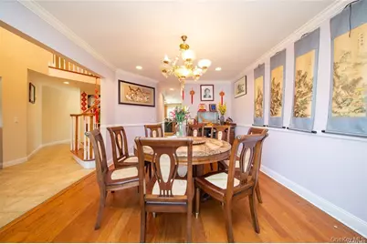 66 Maple Street #A, Roslyn Heights, NY 11577 - Photo 11